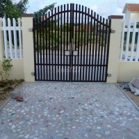 Cho thuê nhà cao cấp nguyên căn 3 phòng ngủ