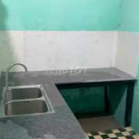 - Cho thuê nhà nguyên căn nhà ở cấp 4