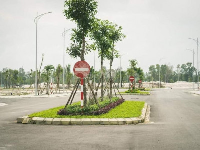 BÁN NHANH LÔ GÓC MẶT TIỀN  20m TẠI TAM KỲ đã CÓ SỔ