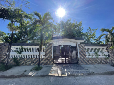 Cần cho thuê nhà biệt thự giá rẻ đẹp có sân vườn