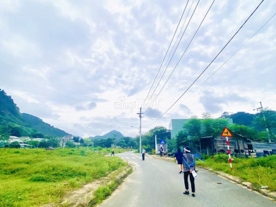 BÁN KỊP CÔNG CHỨNG LÔ NGAY ĐƯỜNG HỒ CHÍ MINH