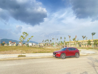 Bán 5 lô đất liền kề  - Khu phố Chợ Đông Phú mới