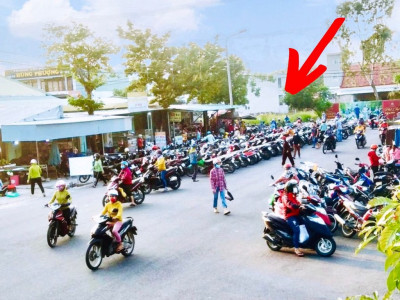 Bán Nhanh Lô Đất Sổ Đỏ Sát Chợ QL 1A Gía 960 Triệu