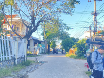 Bán lô 2MT - 350m2 gần chợ kinh doanh buôn bán