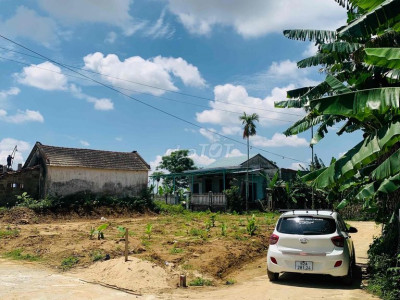 lô góc Câu Lâu Đông - Duy Phước  DT: 140m2