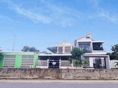 Nhà Kho mặt tiền QL1A huyện Núi Thành