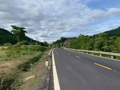 mặt tiền đường nhựa nam giang Quảng Nam