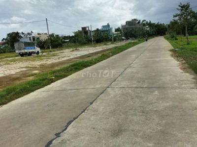 150m2 Mt đường 25m ngay cầu cẩm kim