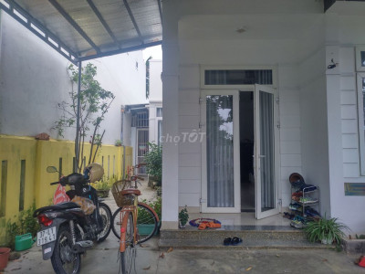 Nhượng lại nhà 2pn gần chợ Bà Lê