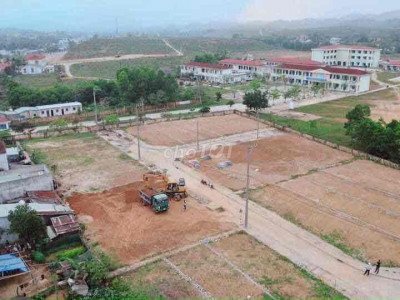 bán đất Xã Ba Đông Giang 116m2 kẹp cống giá 620tr