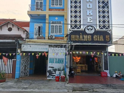 Nhà mặt phố kinh doanh