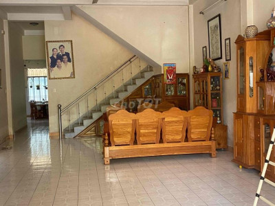 cho thuê nhà 3 tầng