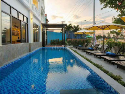 CHO THUÊ KHÁCH SẠN MẶT TIỀN LẠC LONG QUÂN-HỘI AN