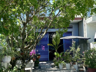 Nhà cấp 4, 173m2 3 phòng ngủ, hẻm Trần Cao Vân, TK