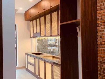 nhà 3 tầng full nội thất 4pn đường 7m5