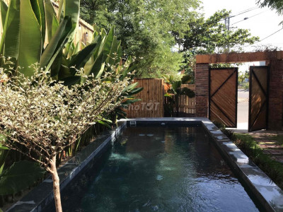 Villa hồ bơi thiết kế tối giản, trang nhã tại Hội An