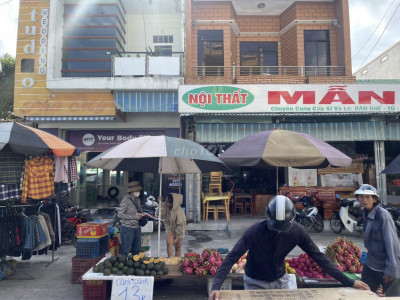 BÁN NHÀ MẶT TIỀN CHỢ CHU LAI.