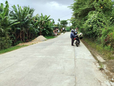 cần bán nhà vườn 1700m2 có 500 đất ở  Đã trồng một số cay ăn quả