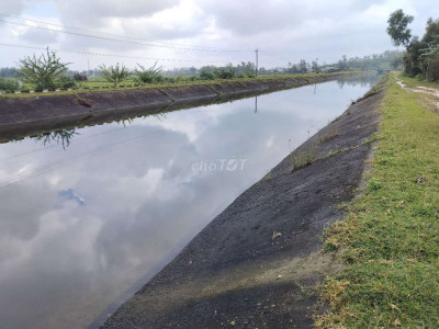 Chính chủ bán đất views kênh chính phú ninh 1700m2 có 300 đất ở