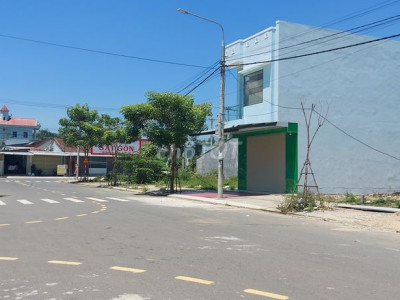 Đất chợ Khâm Đức giá sụp hầm