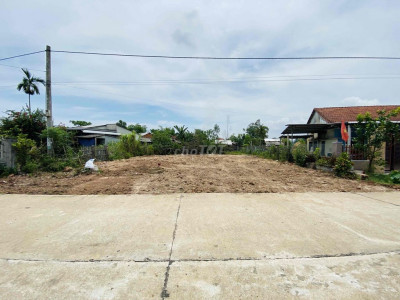 block 3 lô mặt tiền đường 13m5 giá chỉ 5xx/ lô