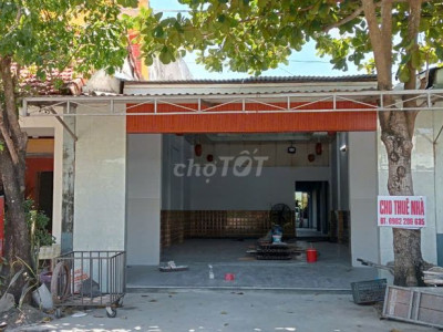 Nhà mặt tiền đường Quốc lộ 14H