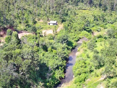 Bán trang trại nhà Vườn 1.2 heta 12.000m2 CLN bám suối to