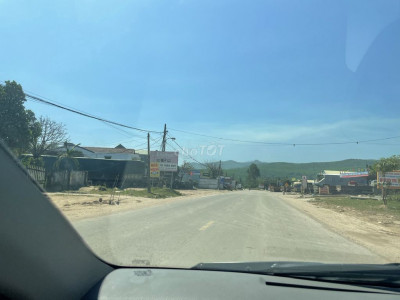 Thuê đất mặt tiền Quốc lộ 14 - Đối diện cây xăng Khánh Trường