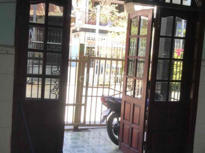 nhà mặt tien điện phương , ngay dốc cầu câu lâu củ ,