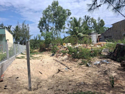 Cần ra lô ở biển xã đảo, cách sân bay Chu lai 1,5km