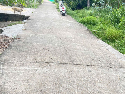 Bán lô đất nền ngang 6 ,170m, đường xe hơi,view đẹp giá tốt 390 triệu