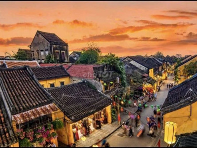 Bán nhà mặt tiền phố cổ Hội An – Gần chợ du lịch