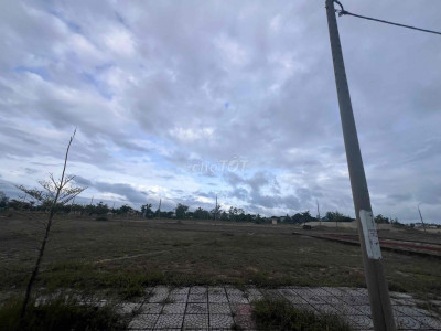 bán lô ngọc dương   100m2 ngang 5m2 rẻ nhất thị trường