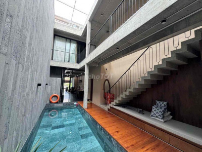 chính chủ cần bán villa Hồ Bơi hội an đẹp