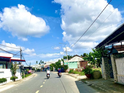 Đất Xã Nam Phước- Gần chợ- Đường oto- 100m2 đất ở hoàn toàn-Giá 750 tr