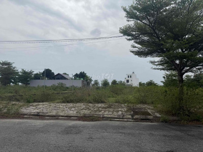 2 mặt view kênh đường 10m5 giá chỉ 6ty6 235m2