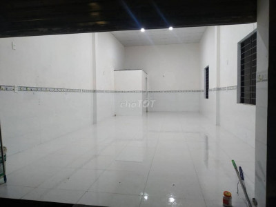 Cho thuê mặt bằng/nhà ở nguyên căn trung tâm Nam Phước