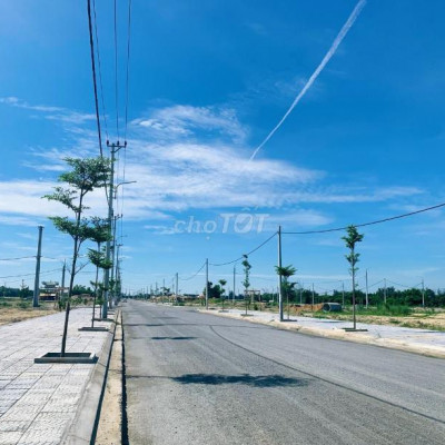 Cắt lỗ lô đất 100m2 trục 25m ngay KCN Điện Ngọc