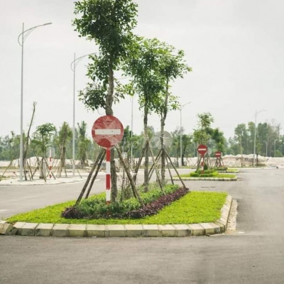 BÁN NHANH LÔ GÓC MẶT TIỀN  20m TẠI TAM KỲ đã CÓ SỔ