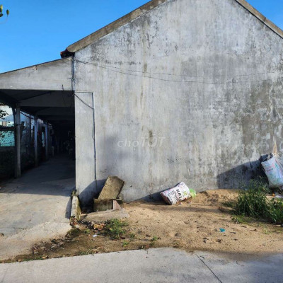 Cần bán dãy trọ 9 phòng điện nam trung.