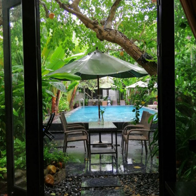 Cho thuê mặt bằng 300m2 mặt tiền đường Cửa Đại