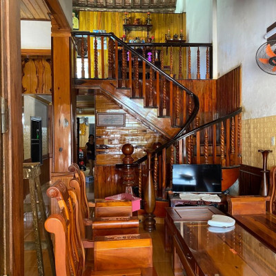 Nhà mặt tiền đường Tiểu La 184m2