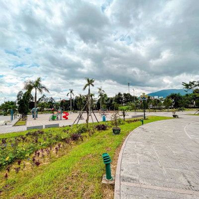 Bán đất chợ Đông Phú quê bác Nguyễn Xuân Phúc