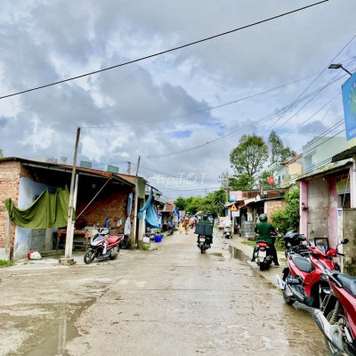 Cần bán đất ngay chợ La Thọ giá chỉ 9xx