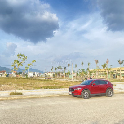 Bán 5 lô đất liền kề  - Khu phố Chợ Đông Phú mới