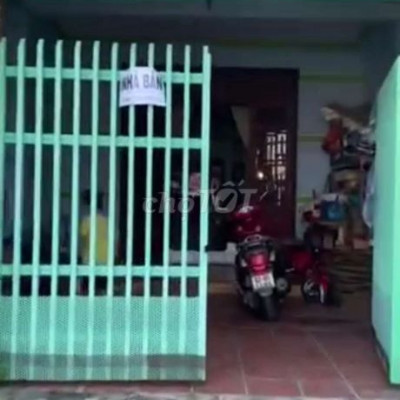 Nhà mặt tiền khu vực bến trễ 125m²