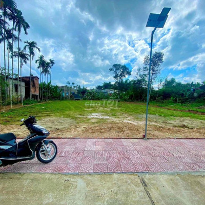 Đất nền ngay khu dân cư sầm uất
