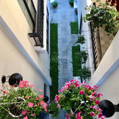 Cần Bán Villa View Biển Bãi Biển Tân Thành