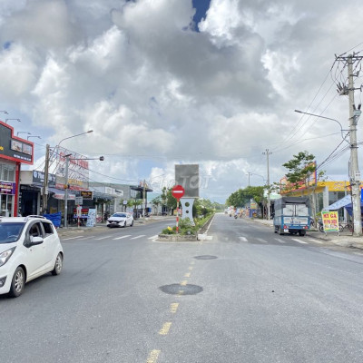 Thổ cư full 146m2 góc 2 mặt tiền chợ, gần QL1A