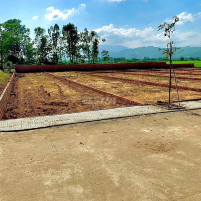 bán lô đất 145m2 giá 370 triệu gần Ngã 3 Cây Cốc